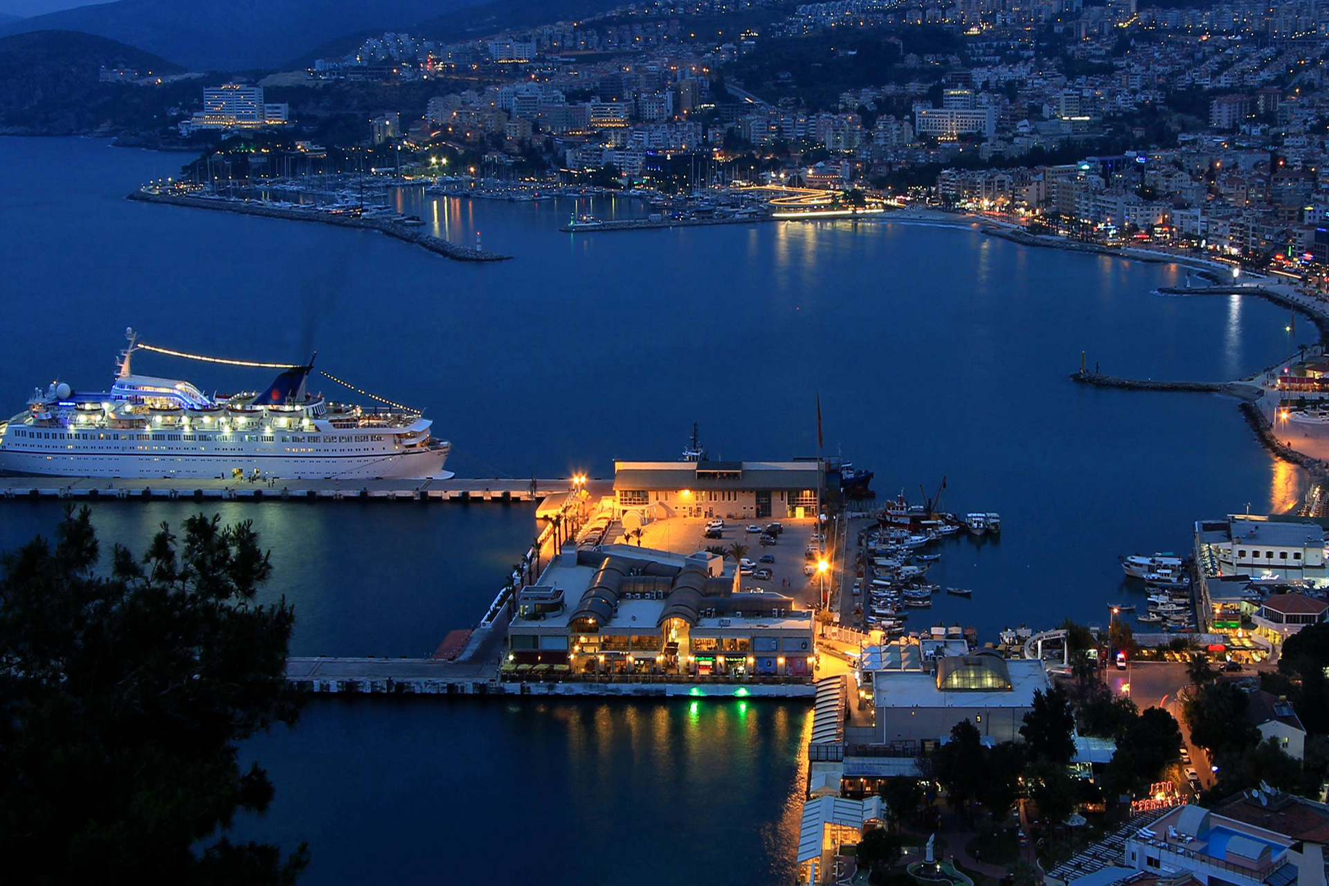 kusadasi1.png
